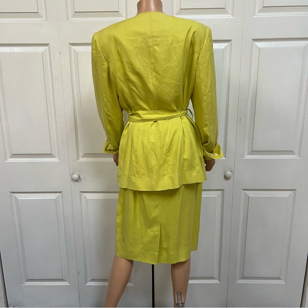 Dana Buchman Lime Green 100% Silk Button-Up Blazer & Skirt Set Belted Sz 12 NWT - Picture 7 of 16